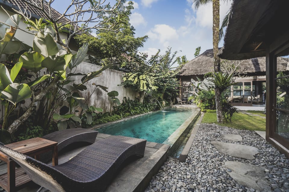 Private pool