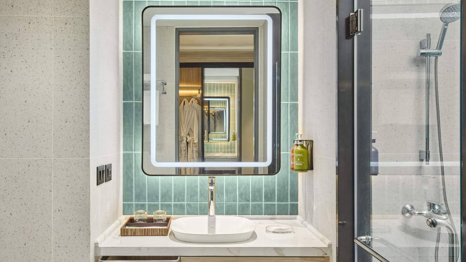 Free toiletries, hair dryer, bathrobes, bidet