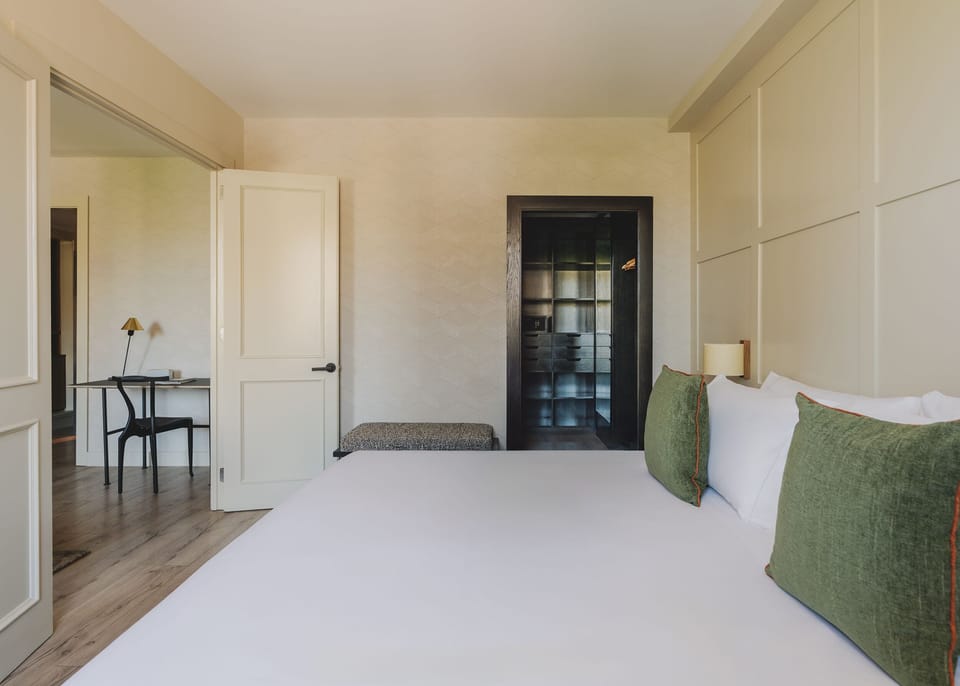 Minibar, in-room safe, desk, blackout drapes