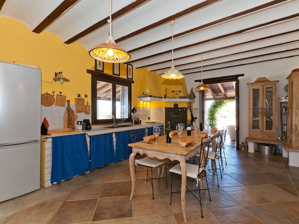 House | Private kitchen | Coffee/tea maker, electric kettle, highchair