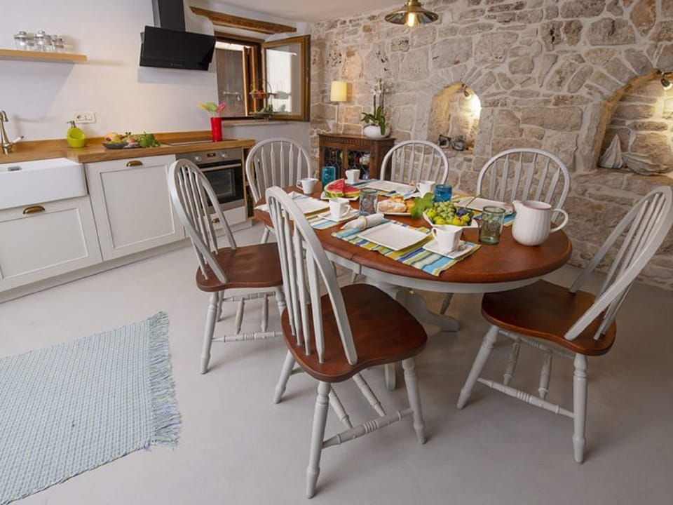 House | Private kitchen | Electric kettle, toaster
