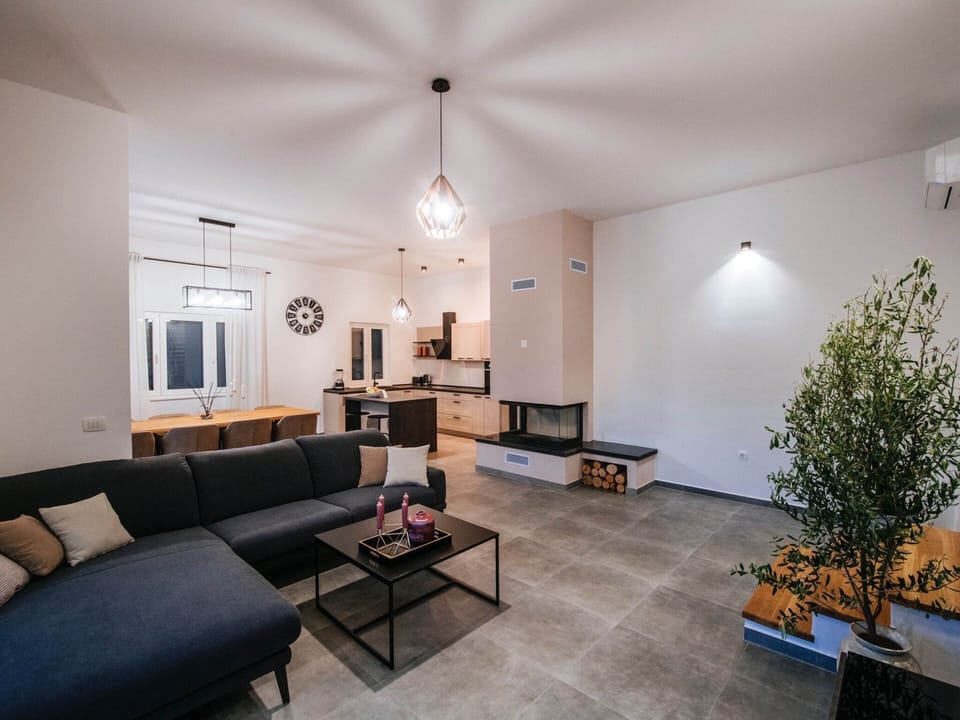 Villa | Living area