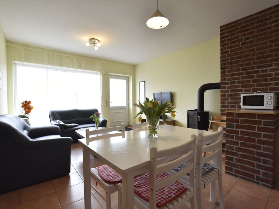 House | Dining