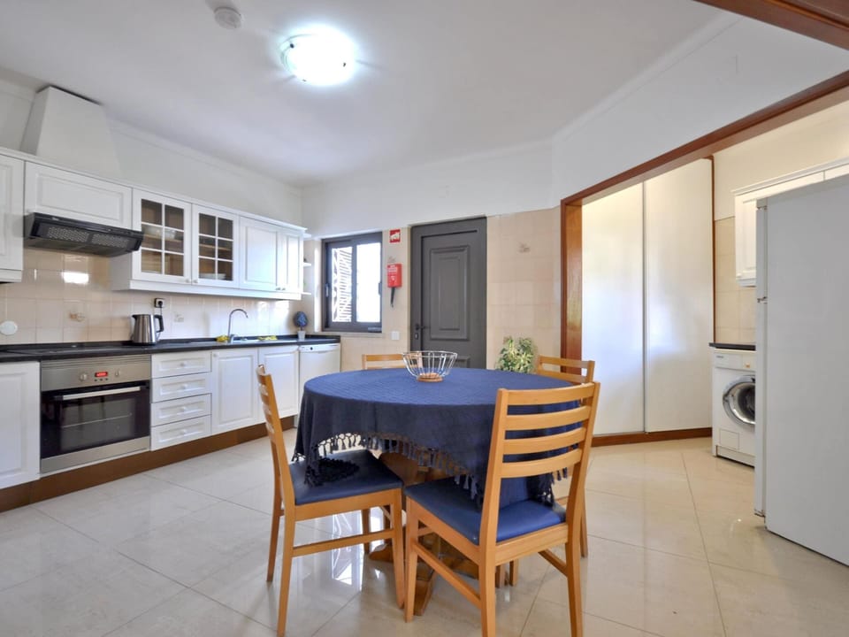 Villa | Private kitchen | Stovetop, electric kettle