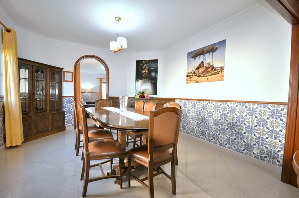 Villa | Dining