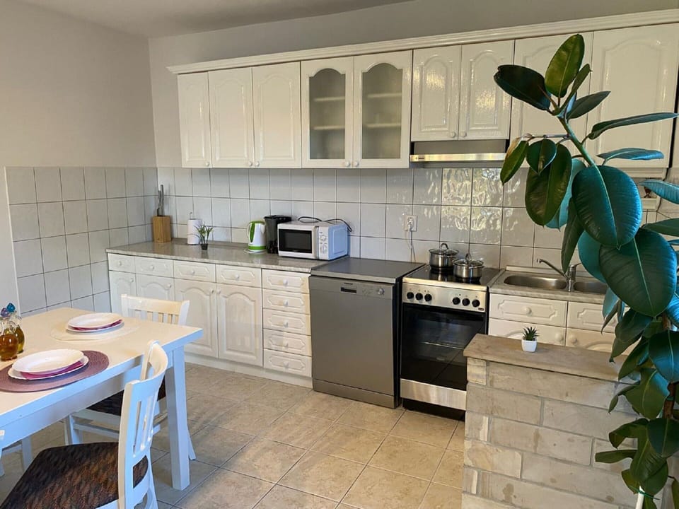 House | Private kitchen