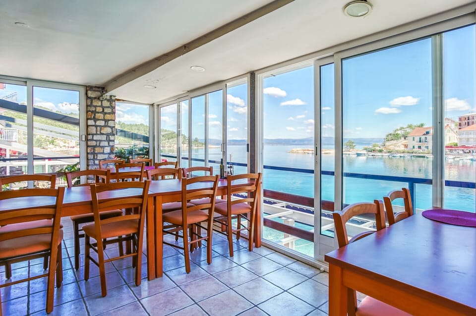 Apartment | Dining