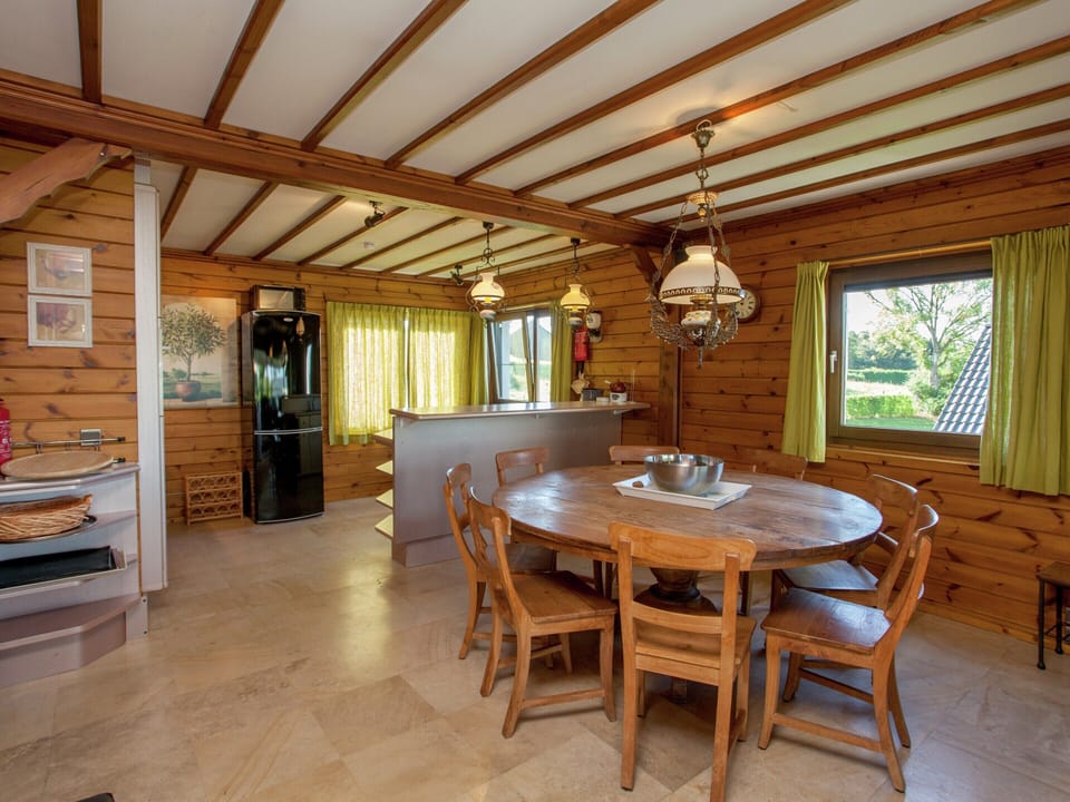 Villa | Dining