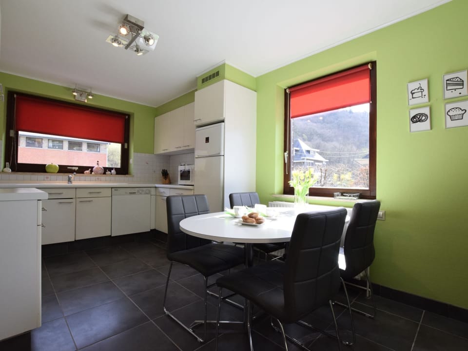 House | Private kitchen | Highchair