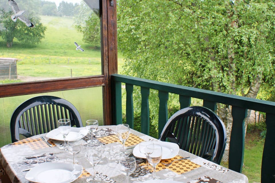 Chalet | Dining