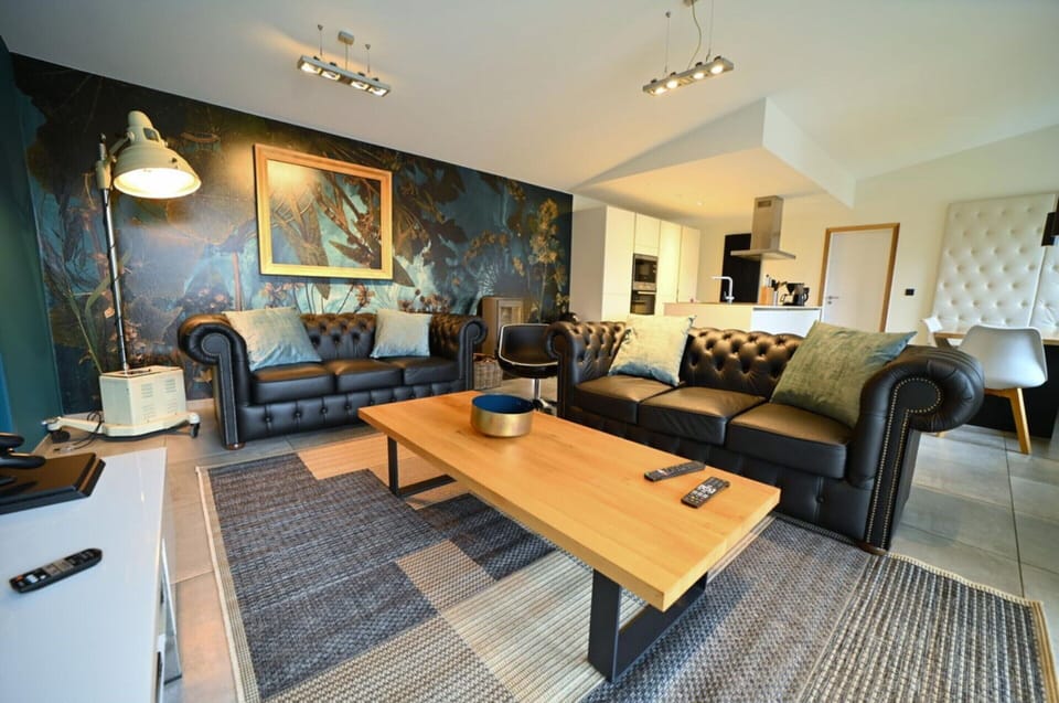 House | Dining