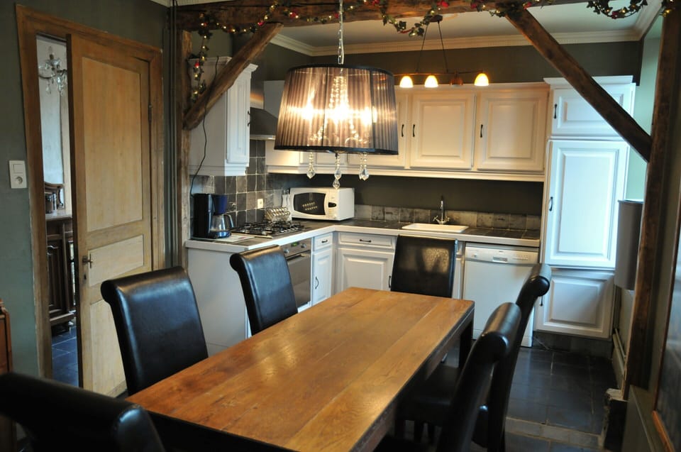 House | Private kitchen | Stovetop