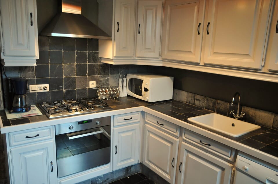 House | Private kitchen | Stovetop