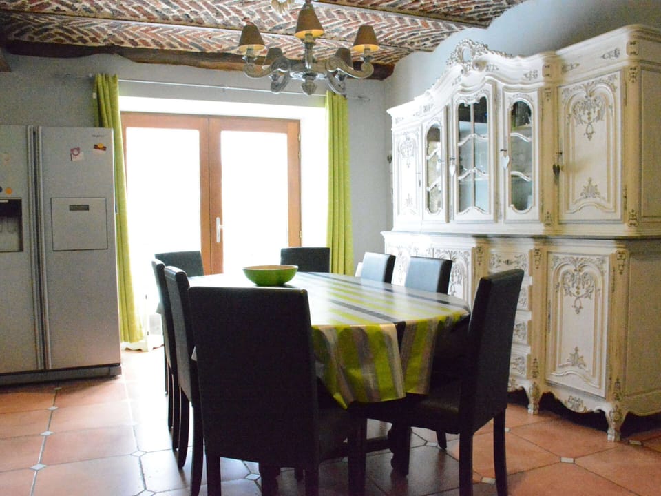 House | Dining