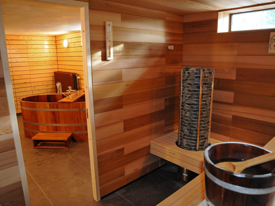 Traditional Chalet with Sauna, Spa Tub, & Relaxation Space near La Roche House in Belgium