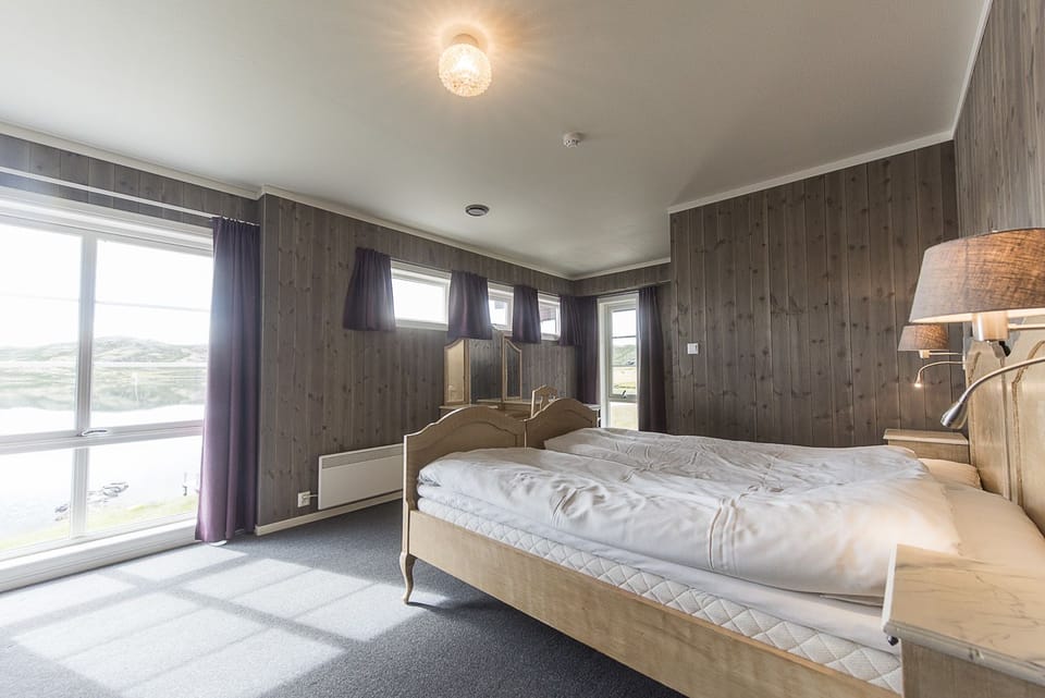 Double or Twin Room | WiFi (free), bed sheets