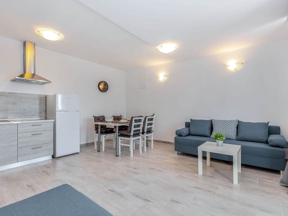 Villa | Dining