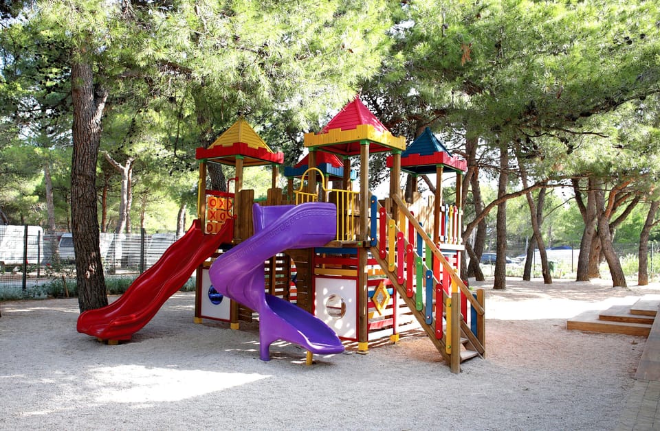 Amadria Park Deluxe Beach Mobile Home Hotel in Šibenik