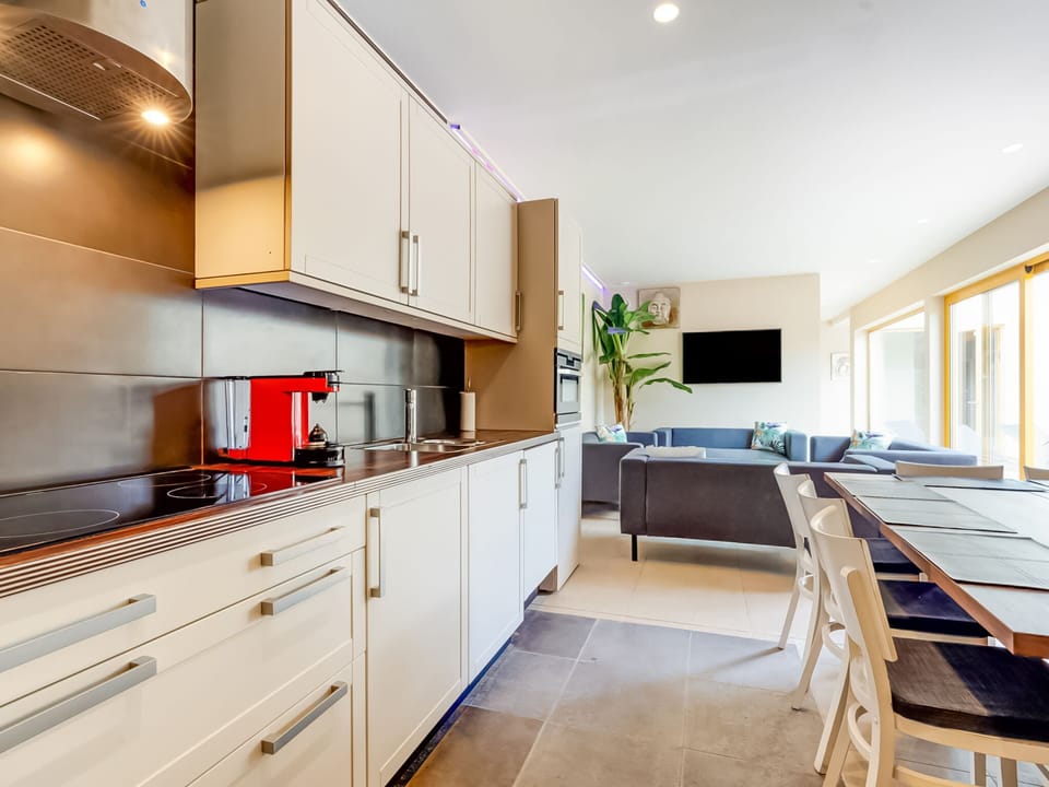 House | Private kitchen | Dishwasher, coffee/tea maker