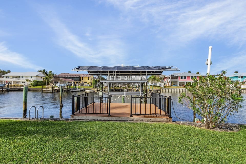 Bring your Boat and Explore SW Florida in style
