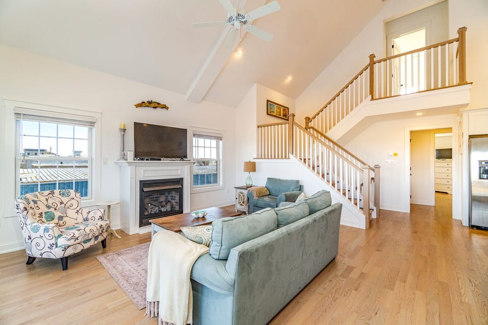2nd Floor Landing