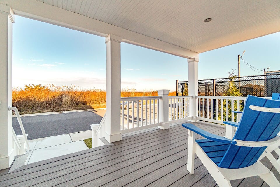 1st Floor Front Deck