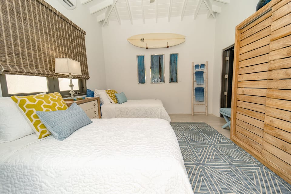 BEDROOM 2:  Next to the BBQ deck is a twin room (can made up as king) w ensuite 