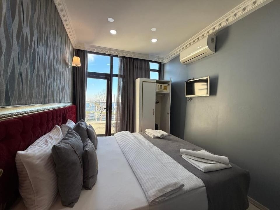 Design Double Room | Minibar, soundproofing, free WiFi, bed sheets