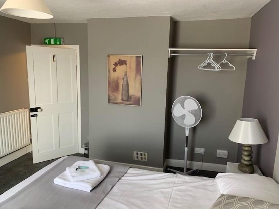 Standard Double Room, Ensuite