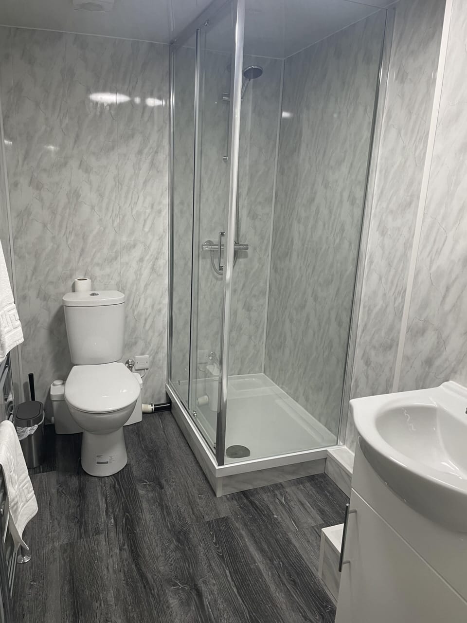Quadruple Room, Ensuite | Bathroom