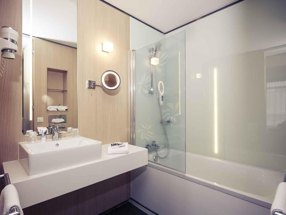 Privilege, Standard Room, 1 Double Bed with Sofa bed | Premium bedding, pillowtop beds, minibar, in-room safe