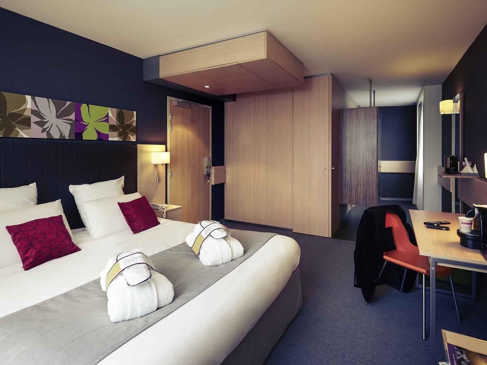 Privilege, Comfort Room, 1 Double Bed | Premium bedding, pillowtop beds, minibar, in-room safe