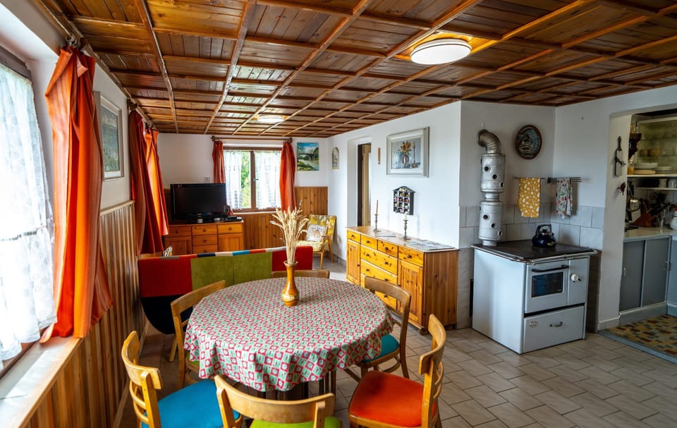 House | Dining