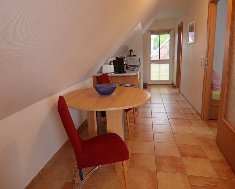 Apartment | Dining