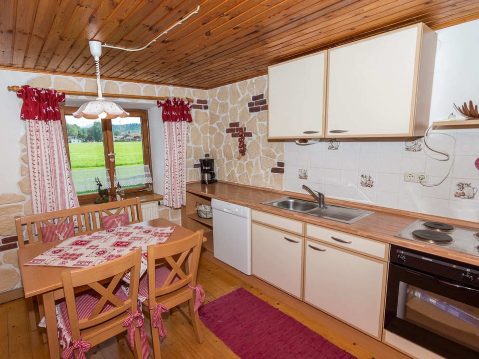 Apartment | Private kitchen | Highchair