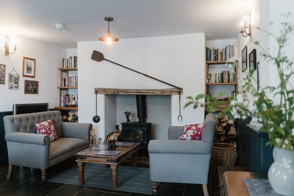 Luxury Double Room, Ensuite (Batherm ) | Lounge