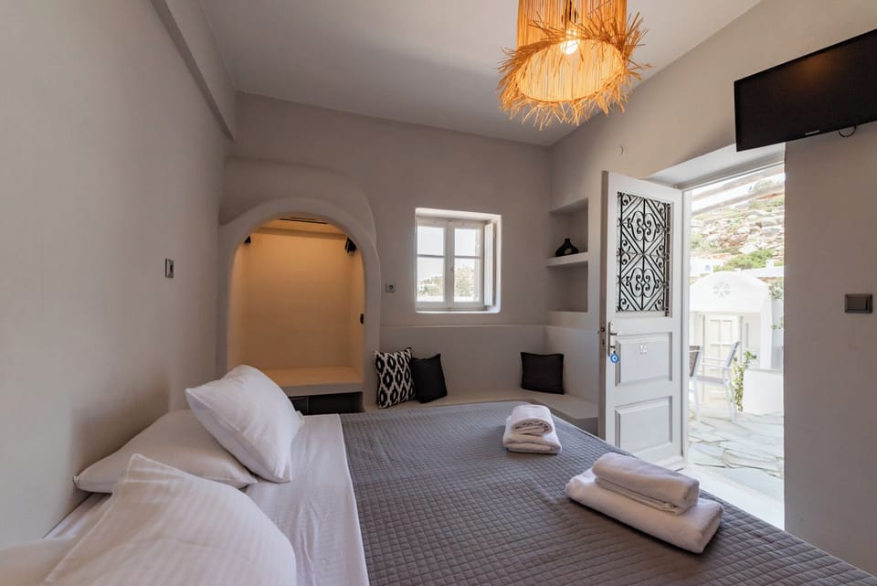 Superior Double Room | Free WiFi, bed sheets