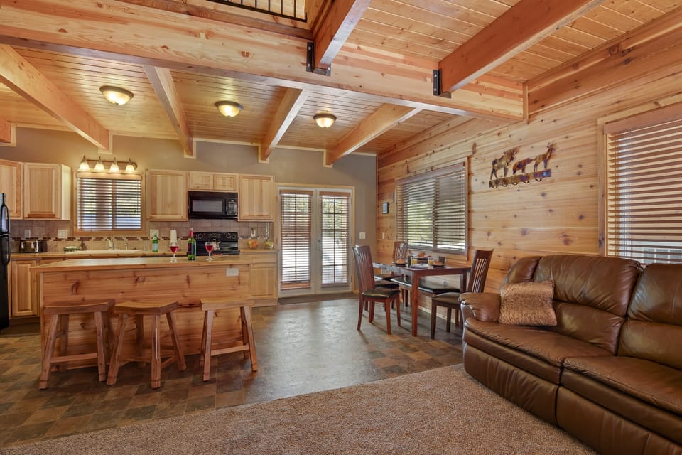 Chalet (3 Bedrooms) | Living area | Flat-screen TV, toys