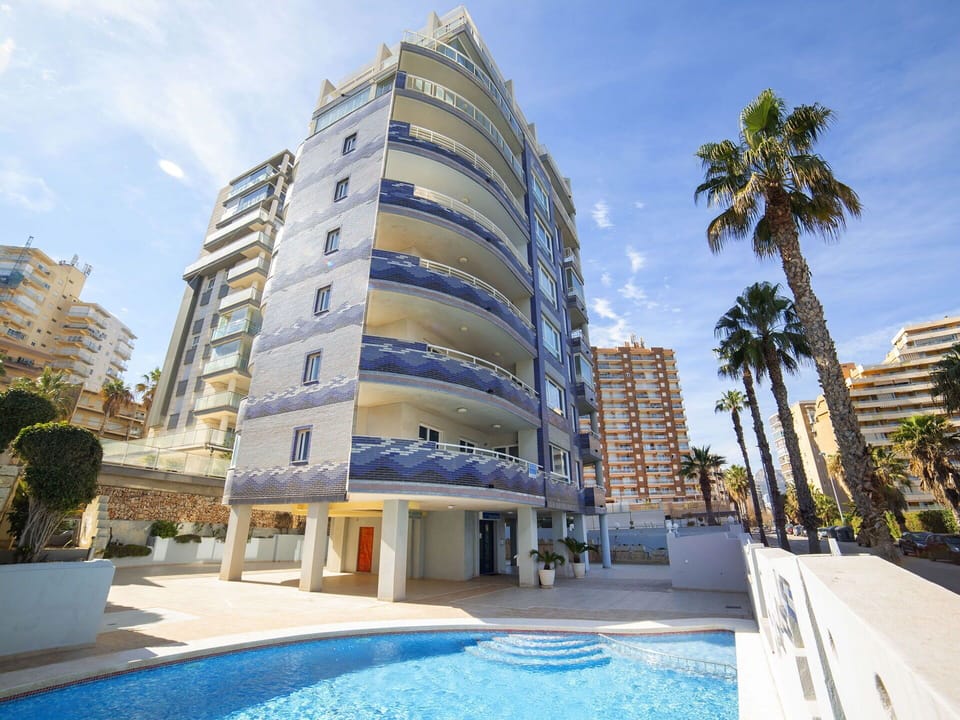 Building, Property, Condominium, Real Estate, Architecture, Apartment, Mixed-Use, Hotel, House, Swimming Pool