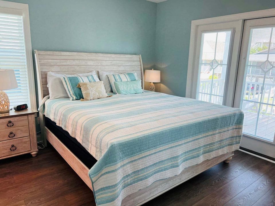 Lower Level King Bedroom 2