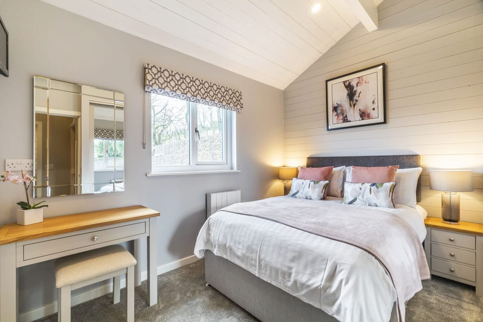 Deluxe Cabin, Accessible, Ensuite (Woodside lodge)