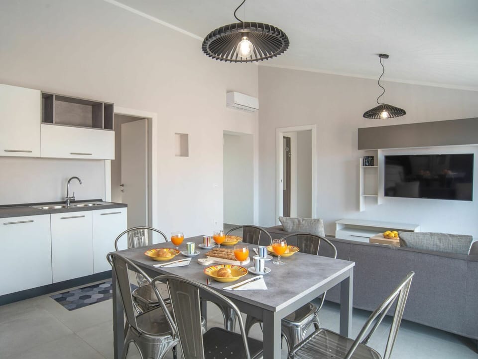 Property, Kitchen Sink, Cabinetry, Table, Countertop, White, Sink, Kitchen, Kitchen Stove, Lighting