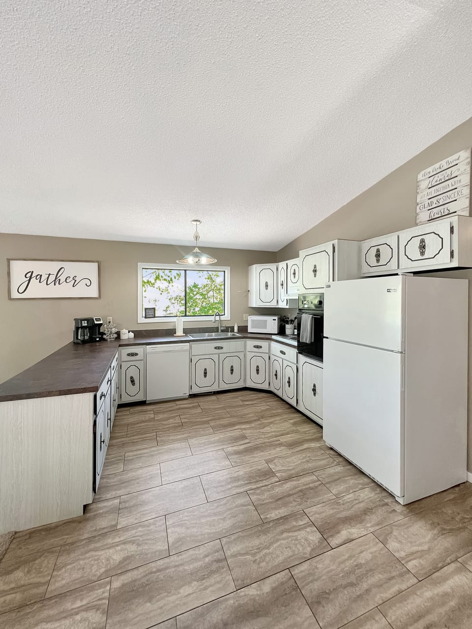 Large Kitchen