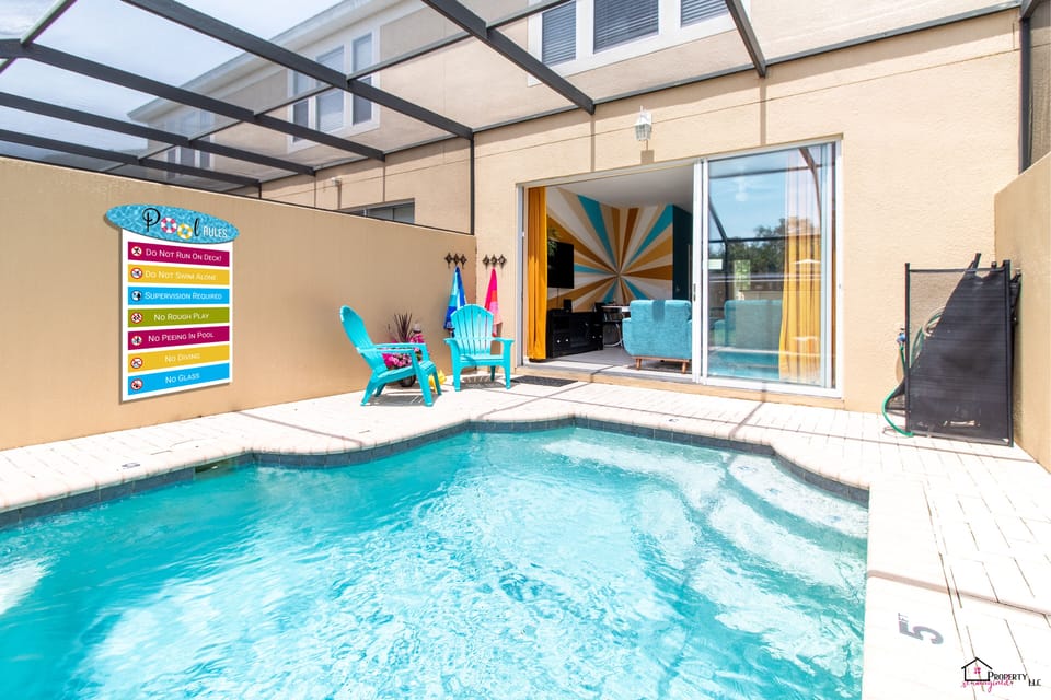 Private screened Lanai 
No rear neighbors
Plunge pool heating available*

