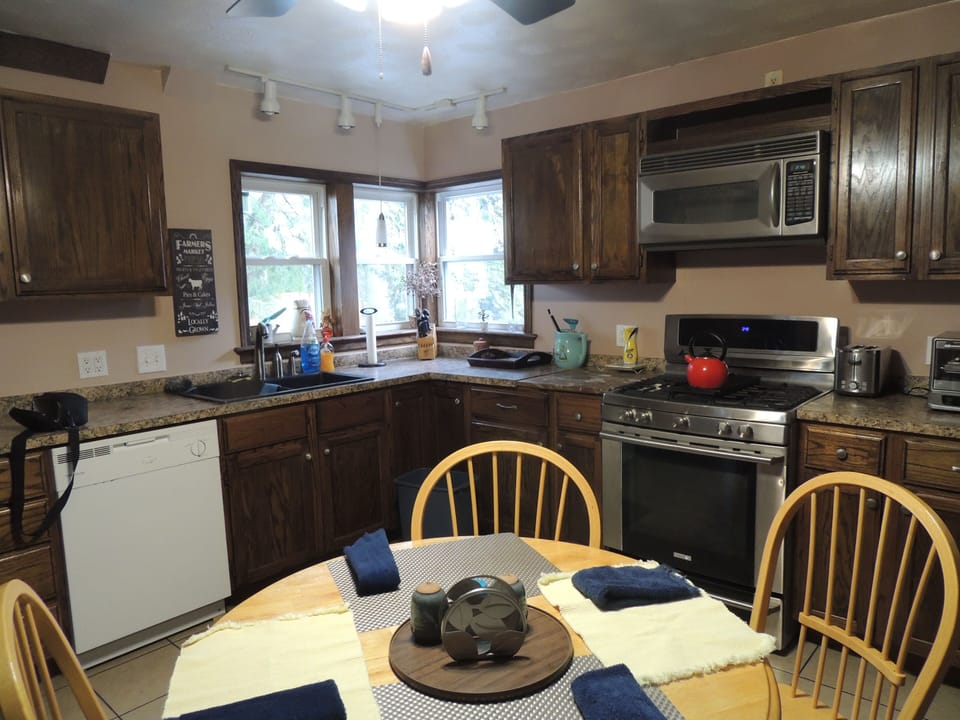 Fully stocked kitchen with all appiances and utensiles needed for any occasion.