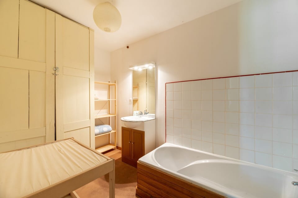 Quaint Holiday Home in Ferce House in Pays de la Loire