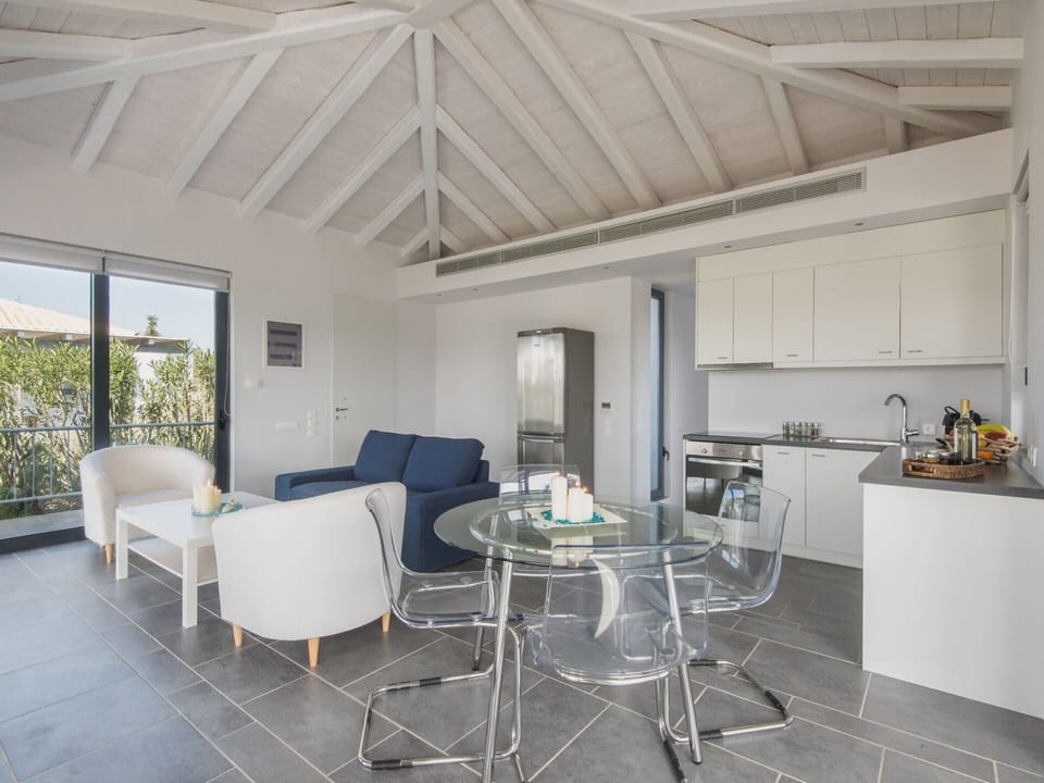 House | Dining