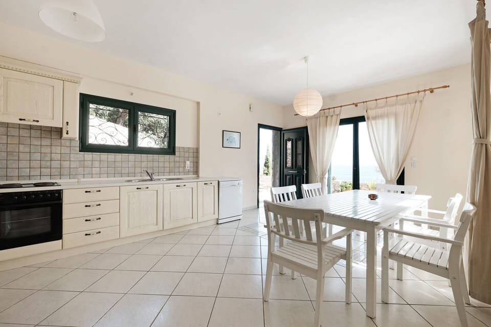 Villa | Private kitchen | Highchair