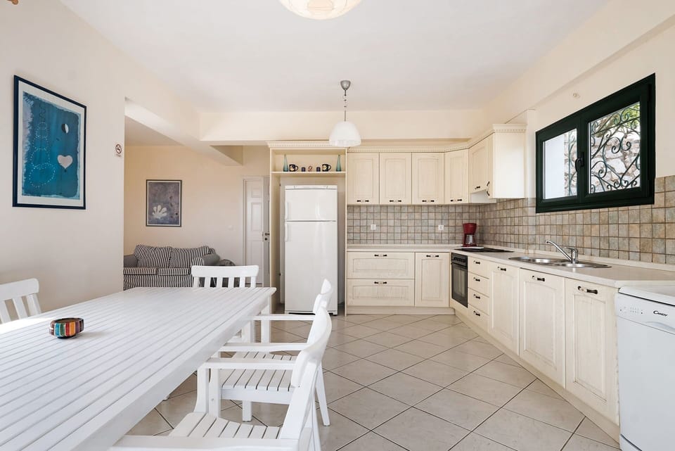 Villa | Private kitchen | Highchair