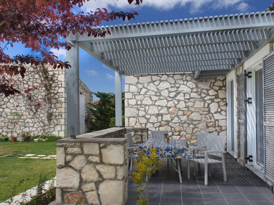Villa | Exterior